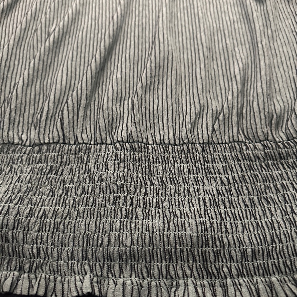 Daytrip Green Striped Tank Top Size Large - Picture 2 of 8